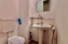 Apartament 3 camere decomandat de vânzare, 64 mp, centrală proprie