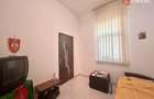 Casa de vanzare la curte comuna Zona Lunei - COMISION 0% - 5