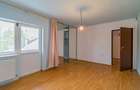 Vilă de închiriat P+1+M cu subsol, curte de 1.000 mp și livadă