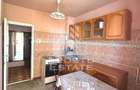 Apartament de vanzare cu 3 camere, 2 bai, 2 balcoane, zona Soarelui - 2