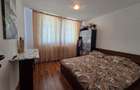 Apartament 3 camere, etaj intermediar, Piata Voievozilor Alexandru cel Bun