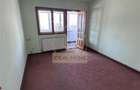 Apartament 3 camere etaj 1 rond Podu Ros - 4