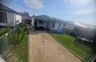 Casa noua in Piscani , 2 camere , living , bucatatrie ,baie si anexa - 1