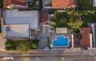 Vila 342 mp cu piscina ?i 800 mp teren / 4 dormitoare / Plea?a