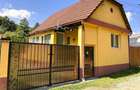Casa de vanzare in Gale?, Marginimea Sibiului - teren 685 mp - 1