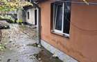 Casă cu 3 camere cu Garaj în Colentina