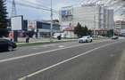 Inchiriez spatiu comercial Pia?a Petrodava!