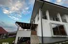 Casa individuala Dezmir + apartament