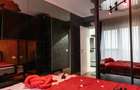 Inchiriez apartament in Regim Hotelier