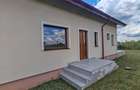 Duplex cu 3 dormitoare, 1 living, 2 bai, 1 bucatarie,terasa ?i curte. - 10