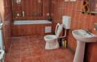 Casa 114 mp - in Hateg la 300 m de primarie 52000 euro - 2