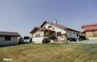 Casa solid construita, teren generos de 1.400 mp, Valcele
