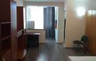 Proprietar, gars. 32 mp, etaj intermediar, Zona Orizont 3000, bloc de apartamente, centrala proprie - 7