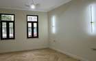 Apartament 4 camere Mihai Eminescu Piata Romana vila interbelica