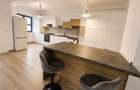 Small Penthouse Conest Tudor, 82mp, 750 euro