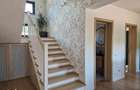 Casa noua cu 4 camere ?i mansarda, curte mare - 2