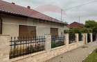 Casa / Vila cu 5 camere de vanzare in Ale?d zona Ultracentral - Alesd (Bihor)