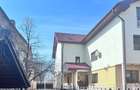 Proprietate mare casa 400 mp, 1200 mp teren, 2 intrari perfecta pentru 2 familii / business - 6