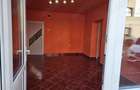 Dau in chirie Spatiu comercial central in Mun. Tarnaveni!