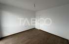 Apartament de vanzare 3 camere decomandate strada Doamna Stanca