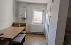Apartament 3 camere, 72 mp, zona Hotvon - 8