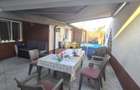 Casa cu 4 camere, 2 bai ?i 2 bucatarii zona Bratianu, langa Lidl