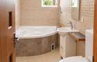 Apartament 3 camere, 79 mp + gradina privata 80 mp Floresti, zona Terra/Sesul de Sus