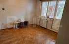 Apartament cu 3 camere, ultracentral, semidecomandat - Suceava (Suceava) - 4