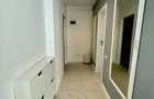 Apartament spatios cu o camera, 38 mp, balcon, zona Teilor