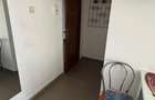Inchiriez Apartament etaj 2 - 3
