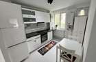 Vand apartament 2 camere - etajul 1 - 2