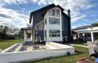 Casa 5 Camere Teren 1600 Mp Campulung