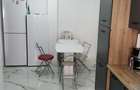 Apartament cu 4 camere în Central - 2