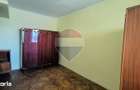 Apartament cu 3 camere de vanzare -decomandat- Micro 13, Gala?i - 2