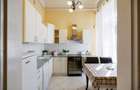 Apartament 3 camere - cladire istorica reabilitata - Ultracentral - Comision 0% - 26