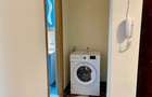 Apartament de inchiriat - 3 camere in jucu de mijloc - 8