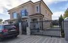 Proprietar vand casa tip Duplex in Giroc,149 M2 utili si 303 M2 teren,la 400 m de Timisoara