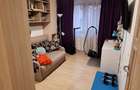 Inchiriez apartament cu 3 camere