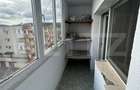 Apartament de 3 camere, decomandat, 66 mp, 2 balcoane închise – Gherla