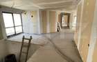 Spatiu comercial cu destinatii multiple, semifinisat, 227 mp, zona Sch