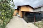 Casă cu 4 camere decomandat în Strejnicu - 5