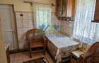 Casa Ghelari, 3 camere, 678mp, baie, buc., termopane, curte si gradina