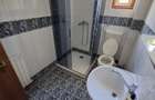 Casa si curte pentru o familie - 4