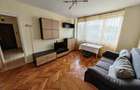 Inchiriez apartament 3 camere zona liceului Ghibu - 1