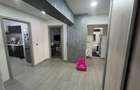 Vand apartament cu 4 camere