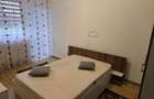 3 camere, mobilat nou, et 1, centrala, 2 balcoane, parcare