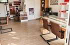 Spatiu vitrinat: Showroom panouri publicitare pergola - 1