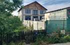 Casă cu Teren 454550 Mp în Corlătești