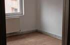 Apartament 4 camere decomandat ,Mic. 17, Str. Bobocului ,etaj 2 - 3