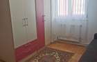 Inchiriez apartament 3 camere - 3
